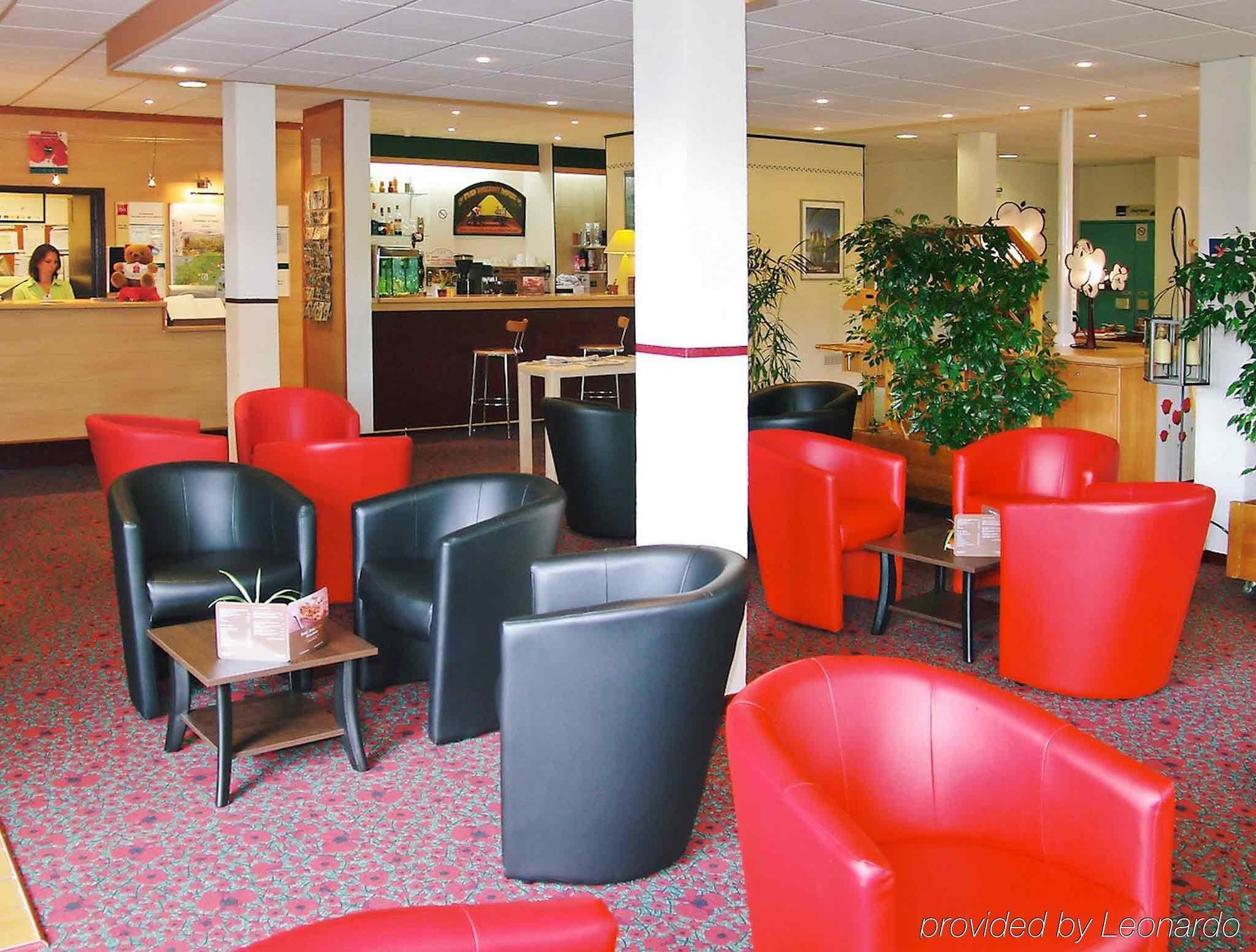 Ibis Egletons Hotel Bagian luar foto