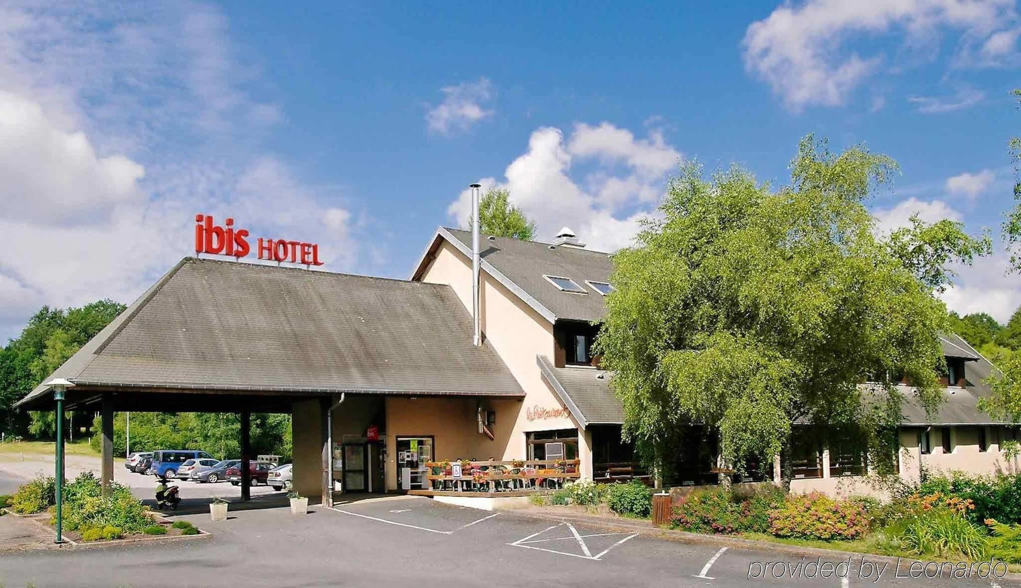 Ibis Egletons Hotel Bagian luar foto